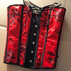 NWOT Corset/Underbust Waist Cincher w/V-neck Ties